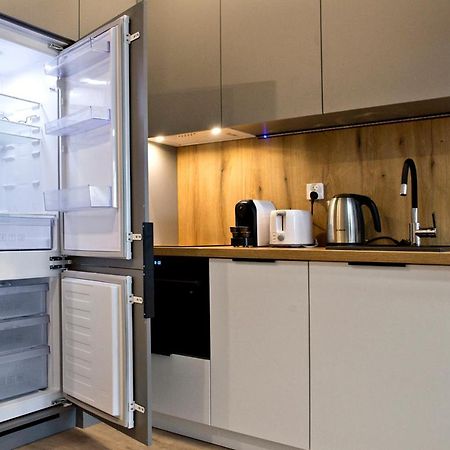 Komputerowa Serviced Apartments By P&O Варшава Екстериор снимка