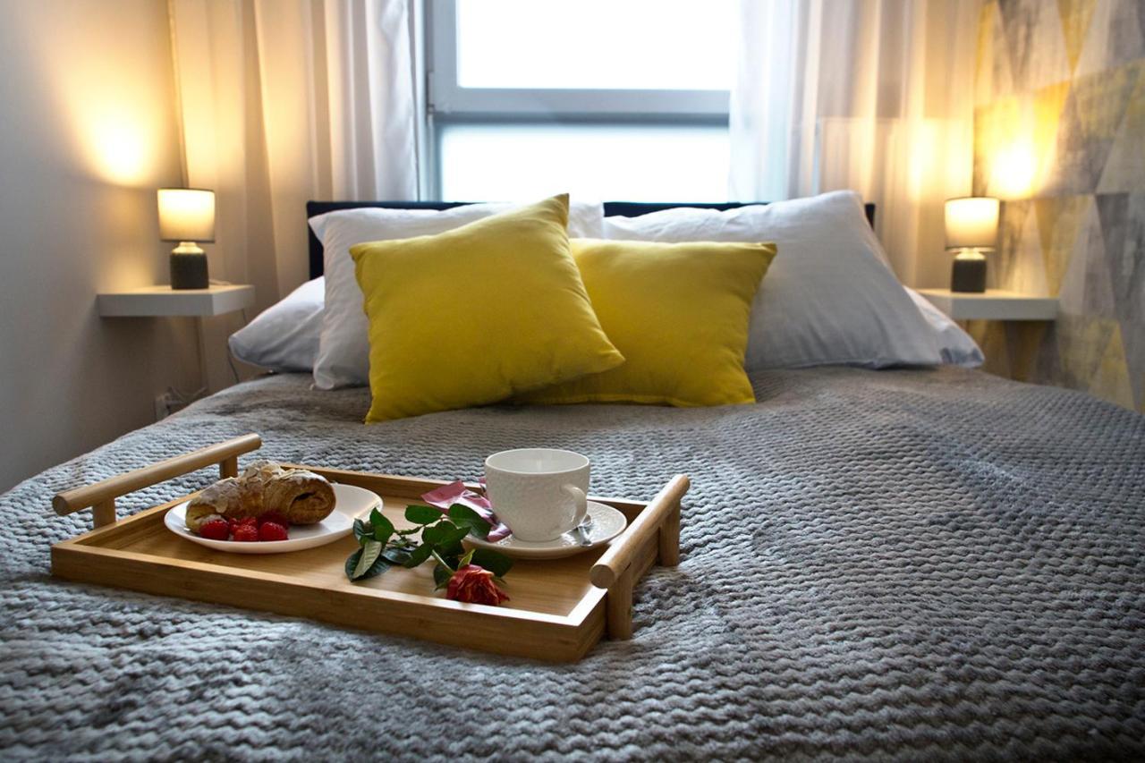 Komputerowa Serviced Apartments By P&O Варшава Екстериор снимка
