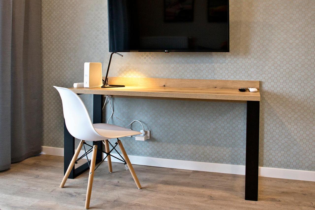 Komputerowa Serviced Apartments By P&O Варшава Екстериор снимка