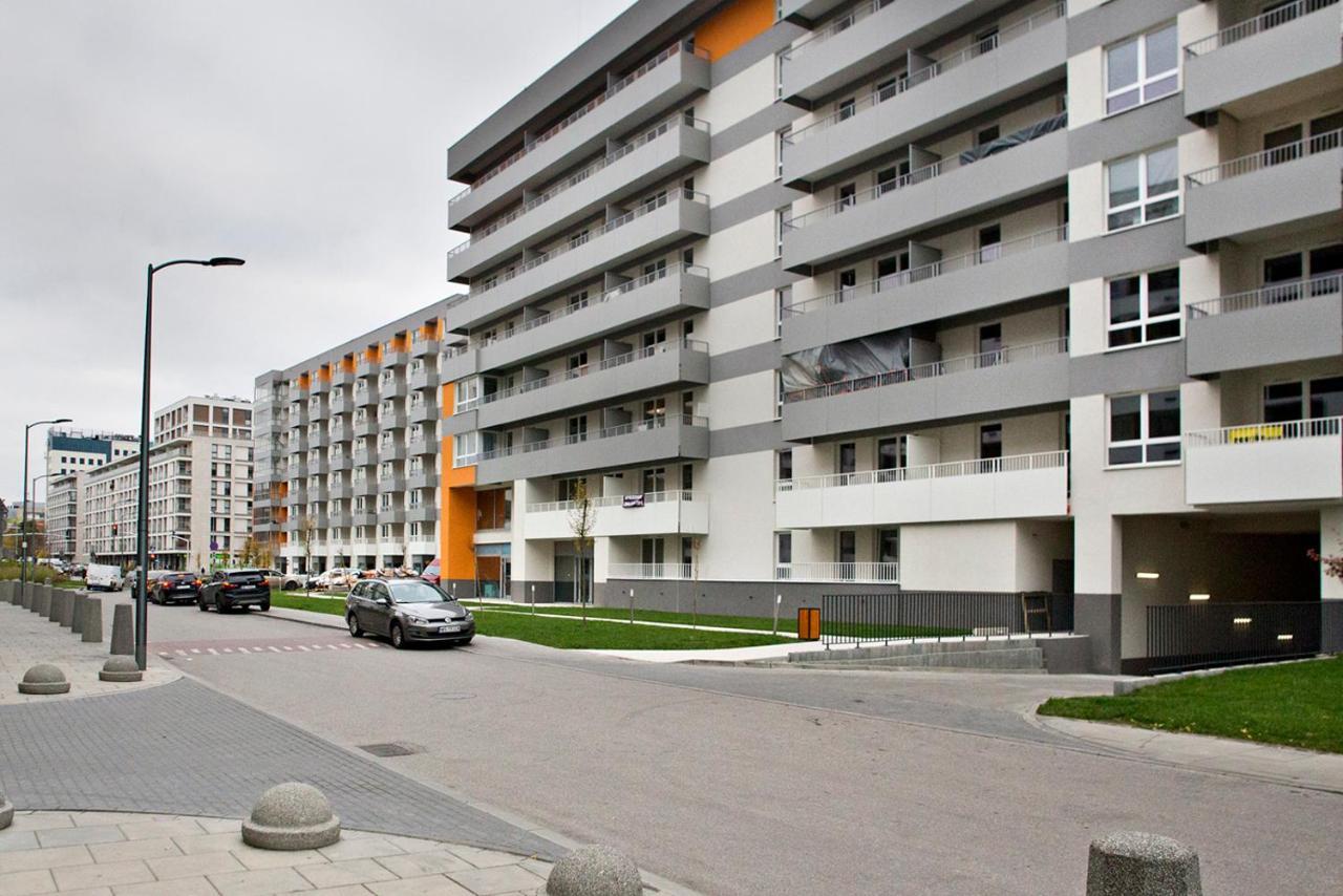 Komputerowa Serviced Apartments By P&O Варшава Екстериор снимка
