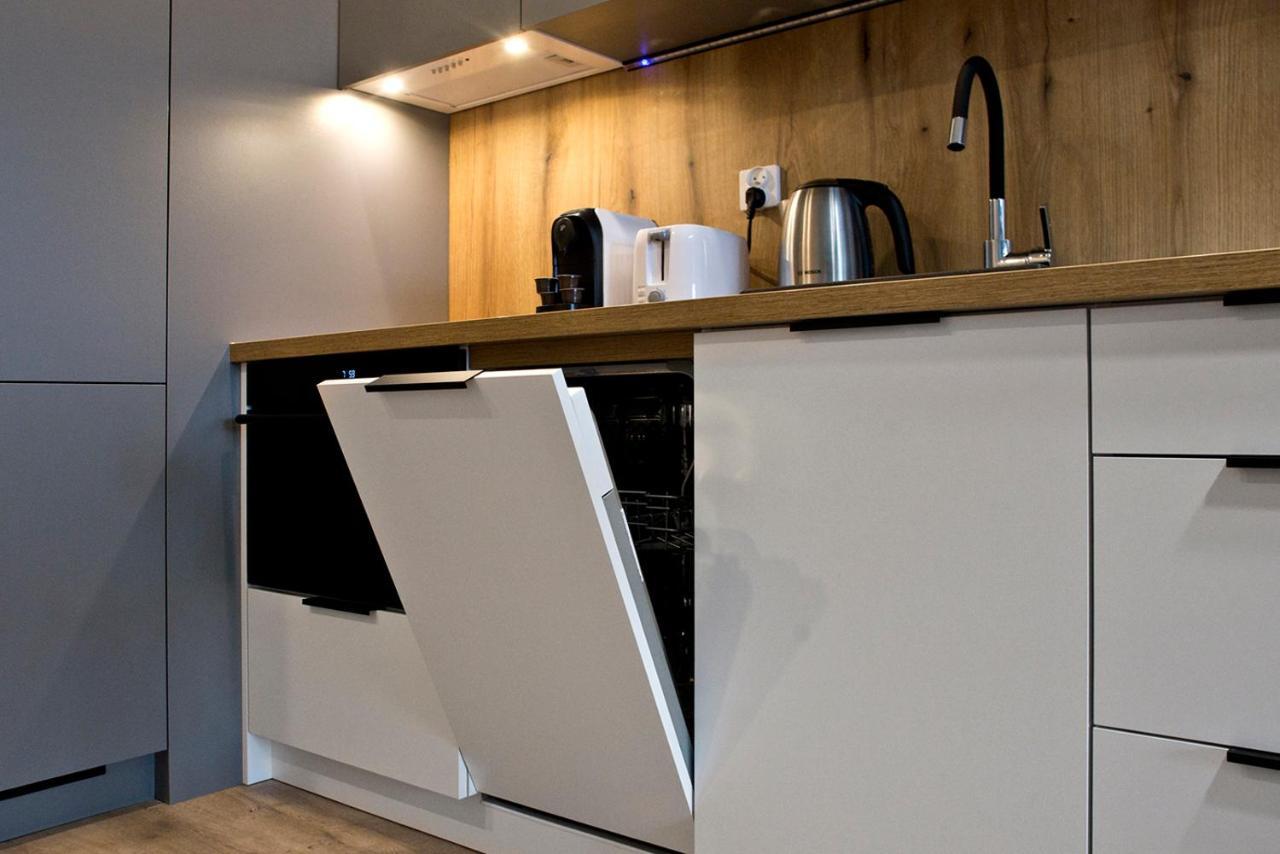 Komputerowa Serviced Apartments By P&O Варшава Екстериор снимка