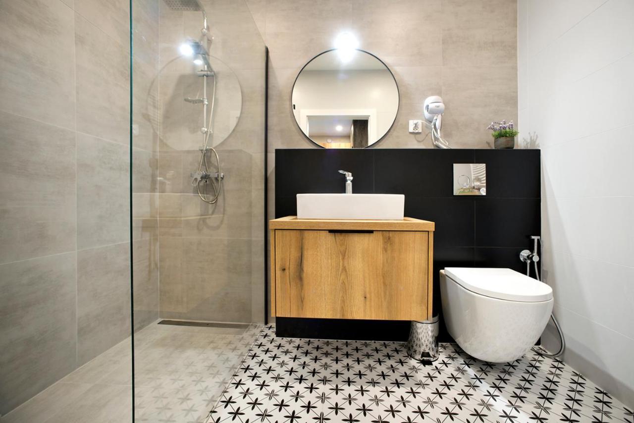Komputerowa Serviced Apartments By P&O Варшава Екстериор снимка